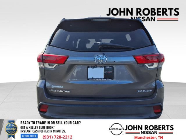 Used 2019 Toyota Highlander XLE image 17
