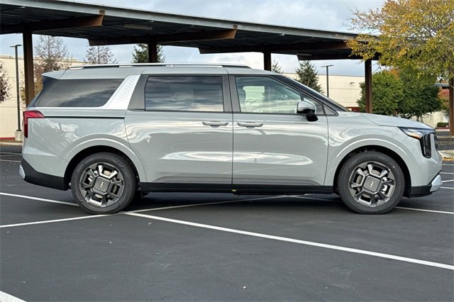 New 2026 Kia Carnival EX image 3