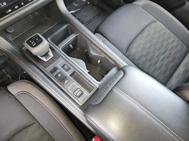 Certified 2025 Nissan Pathfinder S FWD image 22