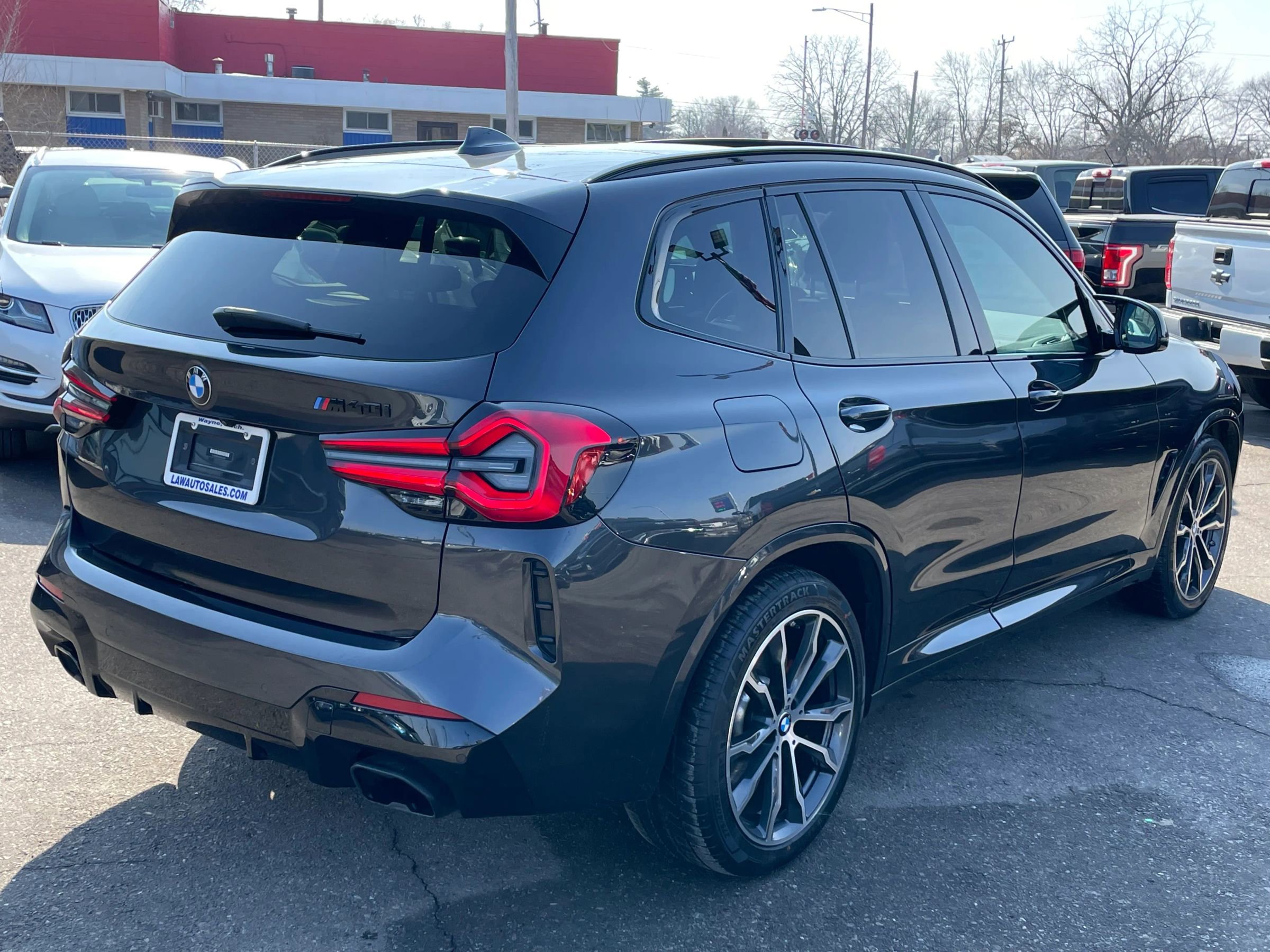 Used 2022 BMW X3 M40i w/ Premium Package image 5