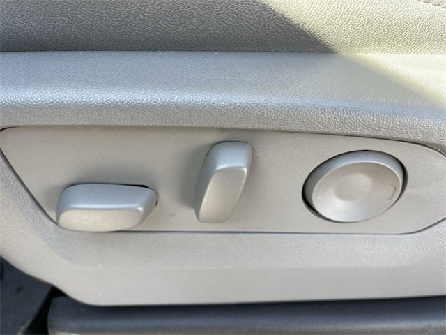 Used 2024 GMC Sierra 2500 SLT w/ SLT Premium Package image 12