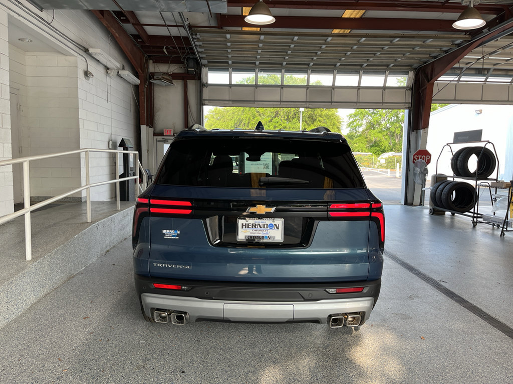 New 2026 Chevrolet Traverse LT FWD image 7