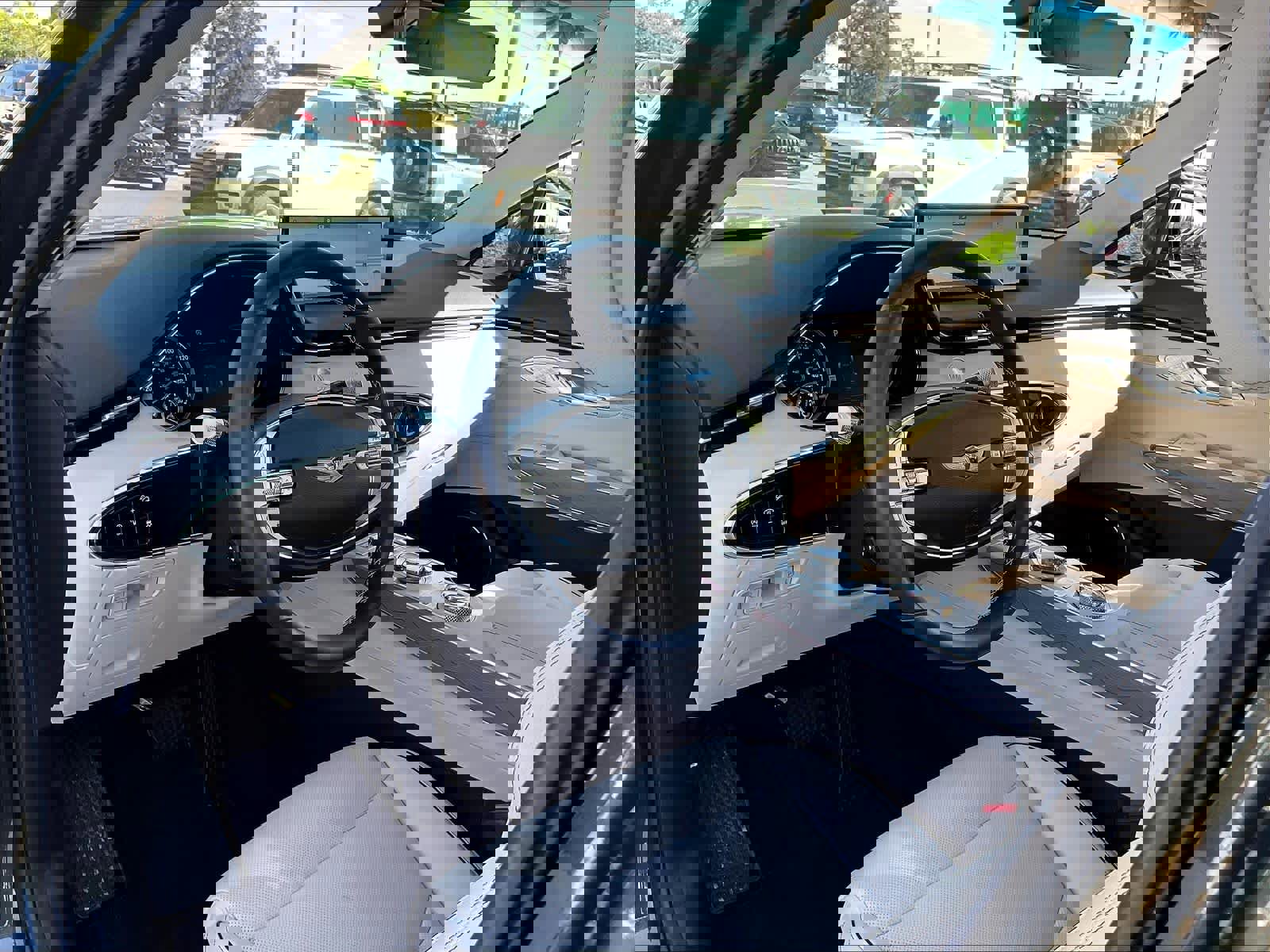 Used 2025 Genesis GV70 2.5T w/ Advanced Package image 14