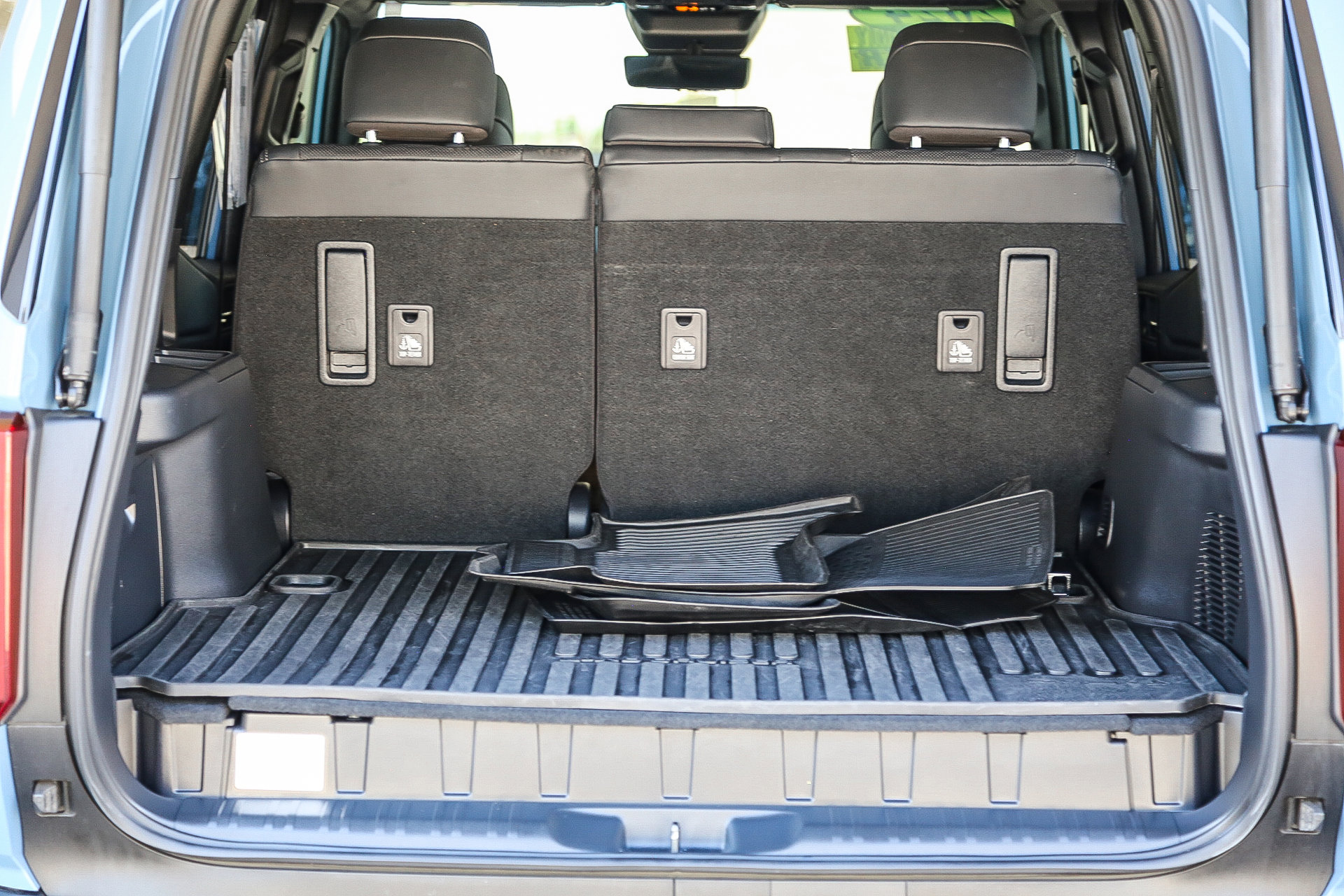 Used 2024 Toyota Land Cruiser w/ Premium Package image 26