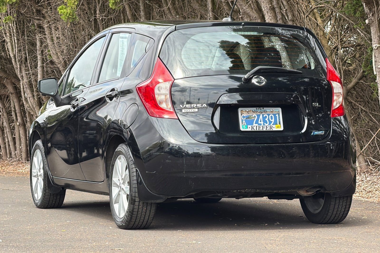 Used 2016 Nissan Versa Note FWD image 6