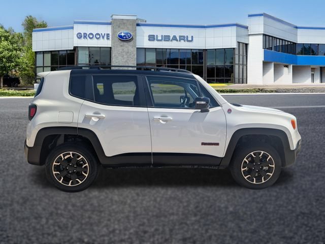 Used 2023 Jeep Renegade Trailhawk AWD/4WD image 7