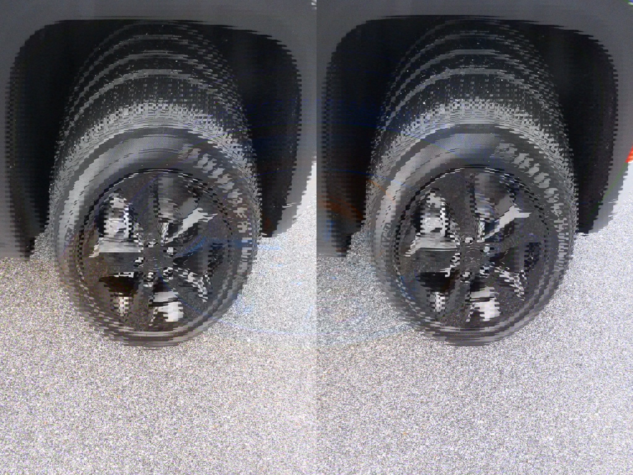 Used 2023 Jeep Grand Cherokee L Laredo image 12