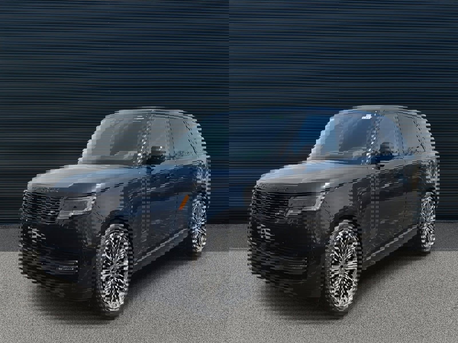 New 2025 Land Rover Range Rover SE