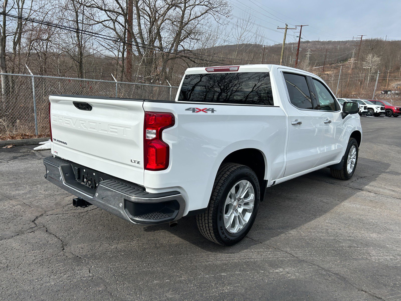 Used 2023 Chevrolet Silverado 1500 LTZ image 5