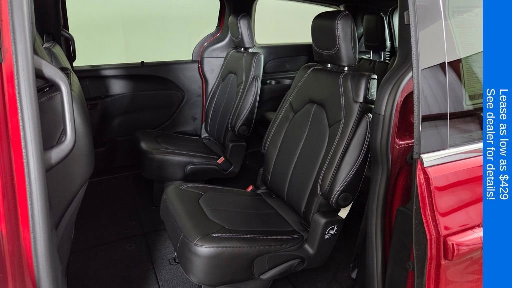 New 2026 Chrysler Pacifica Select FWD image 29