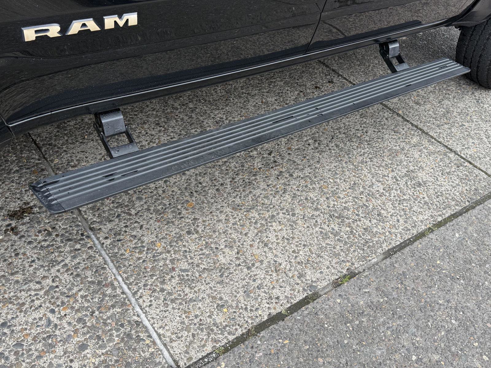 Used 2019 RAM 1500 Sport w/ Advanced Safety Group AWD/4WD image 10