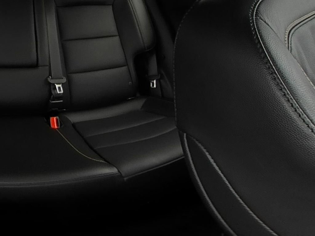 Used 2019 Chevrolet Equinox Premier AWD/4WD image 14