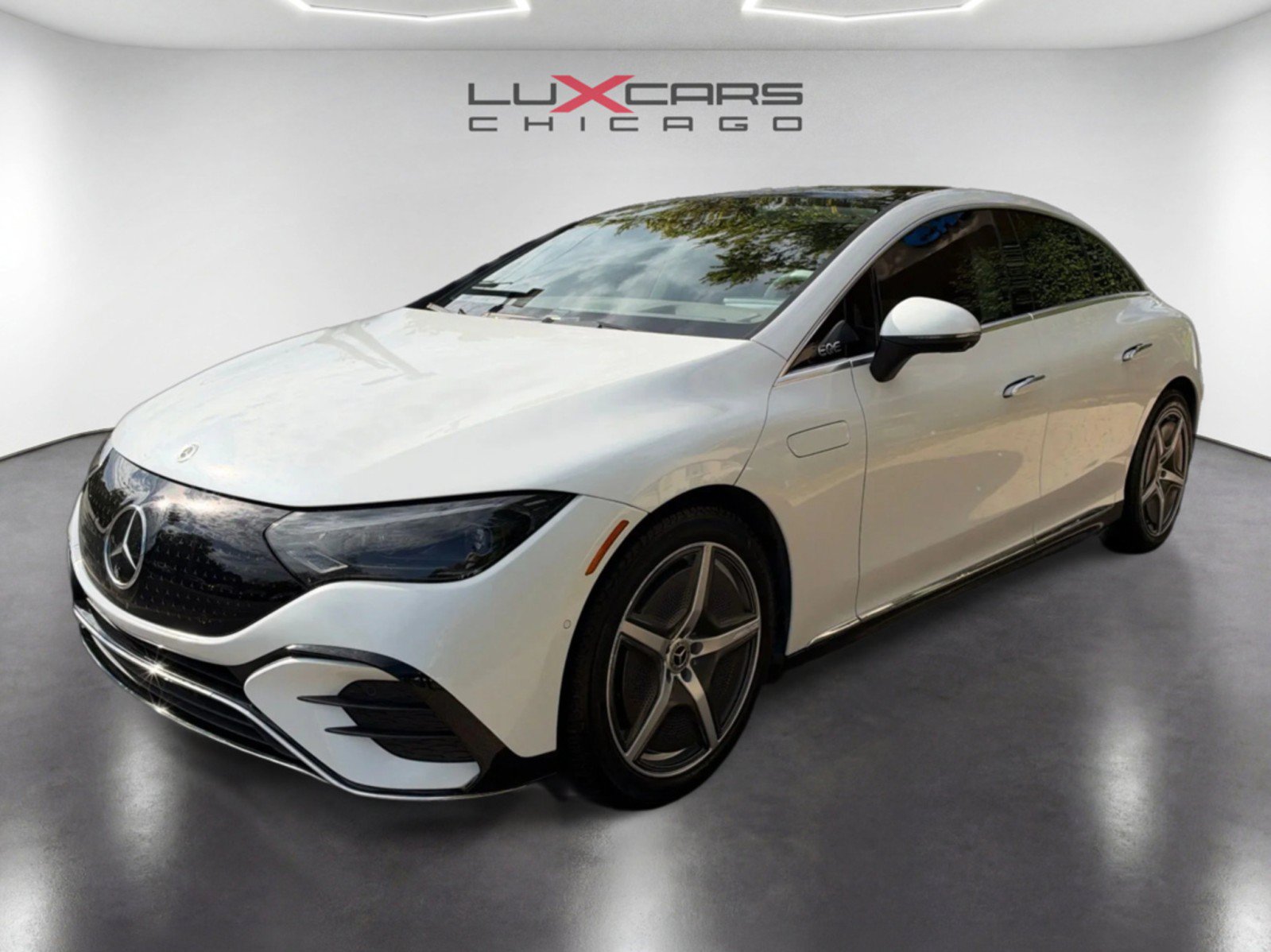 Used 2023 Mercedes-Benz EQE 350+ 4MATIC Sedan image 2