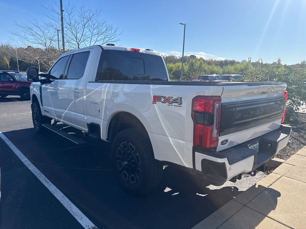 Used 2025 Ford F250 Platinum AWD/4WD image 5