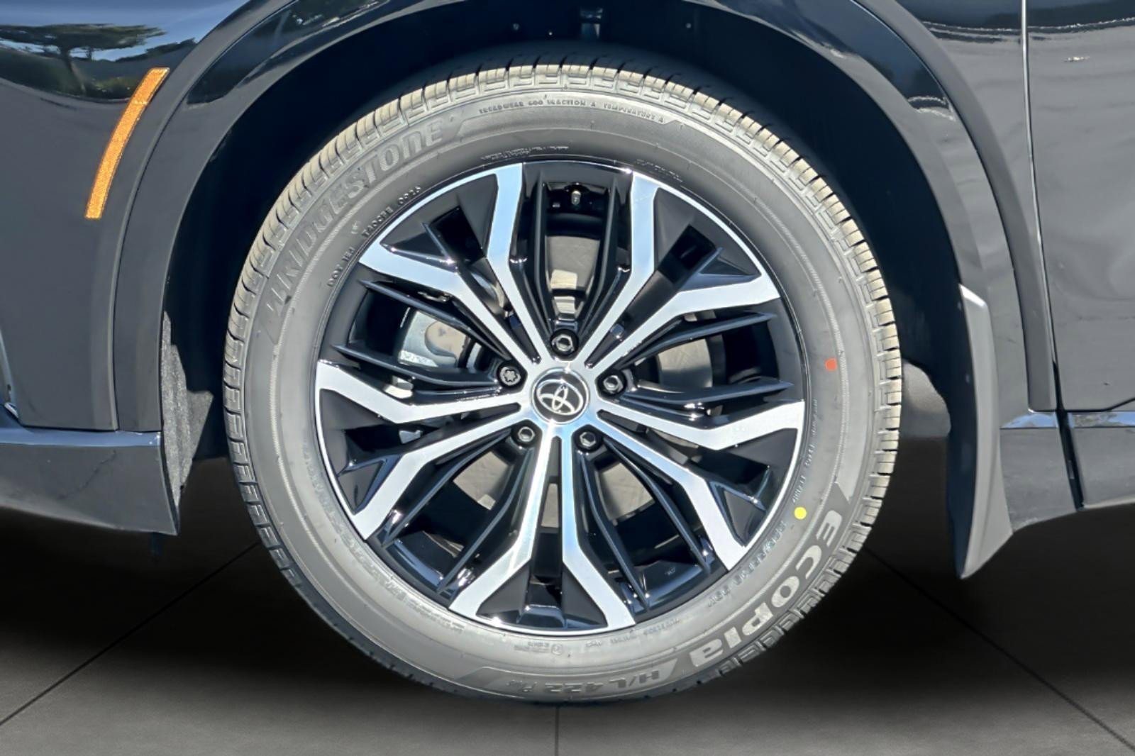 New 2026 Toyota Crown Signia AWD/4WD image 25