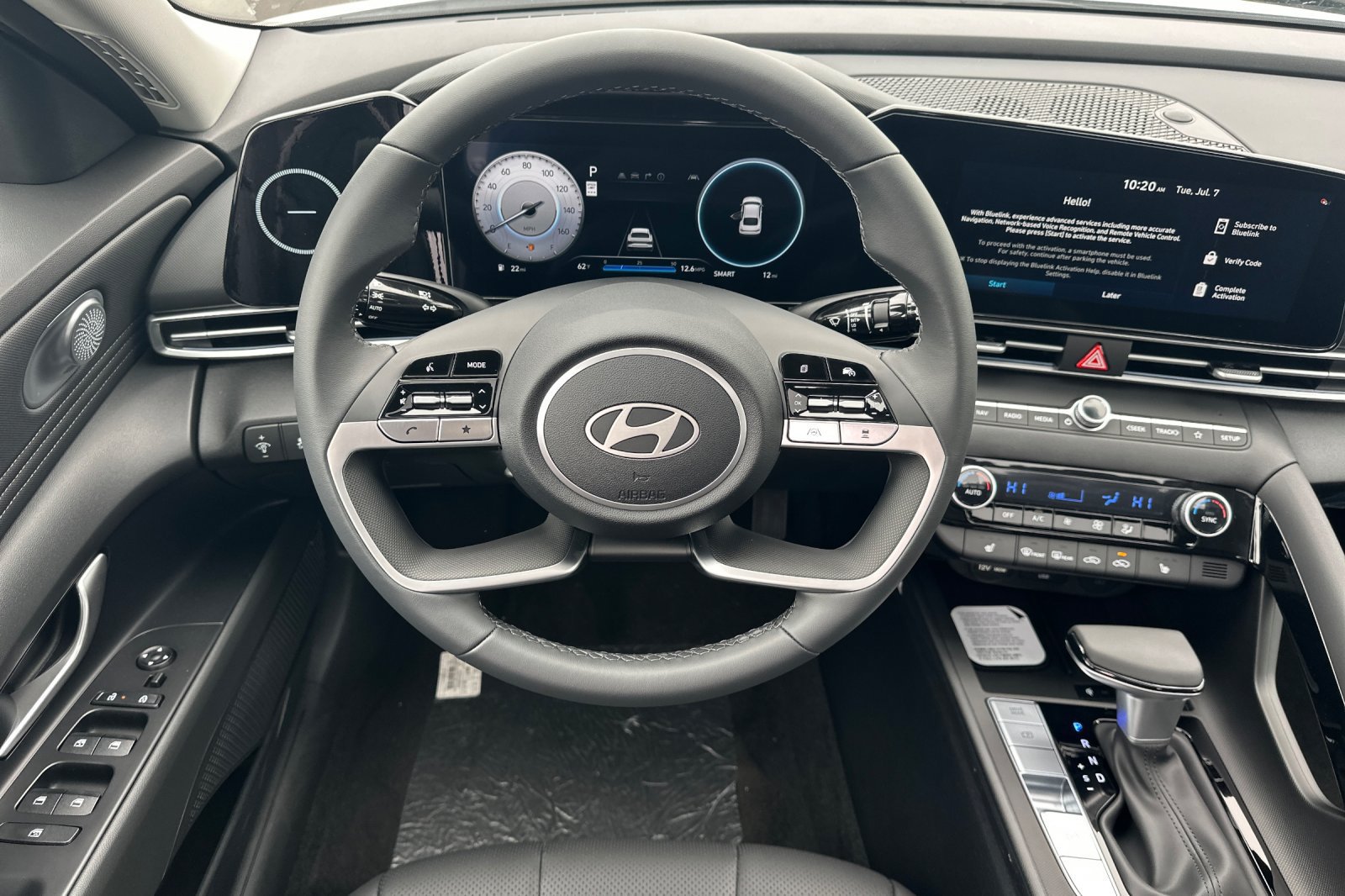 New 2026 Hyundai Elantra Limited FWD image 15