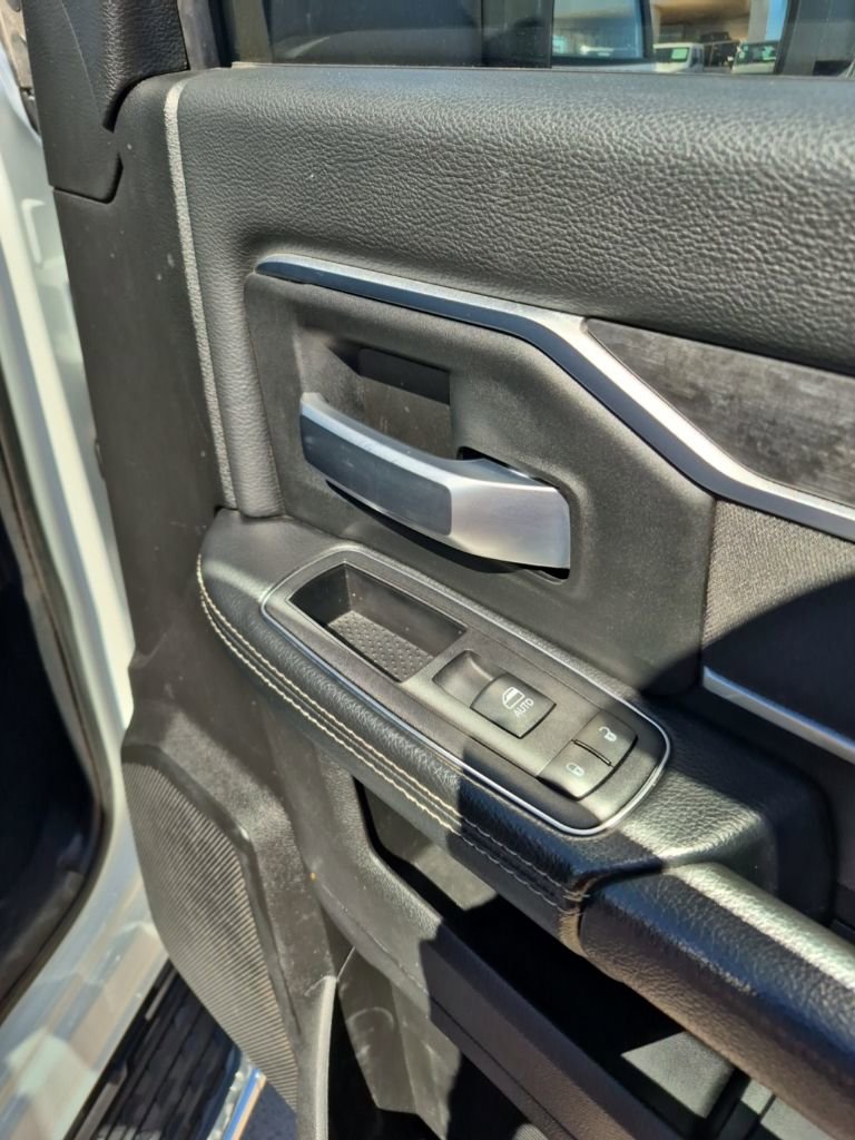 Used 2024 RAM 3500 Big Horn image 18