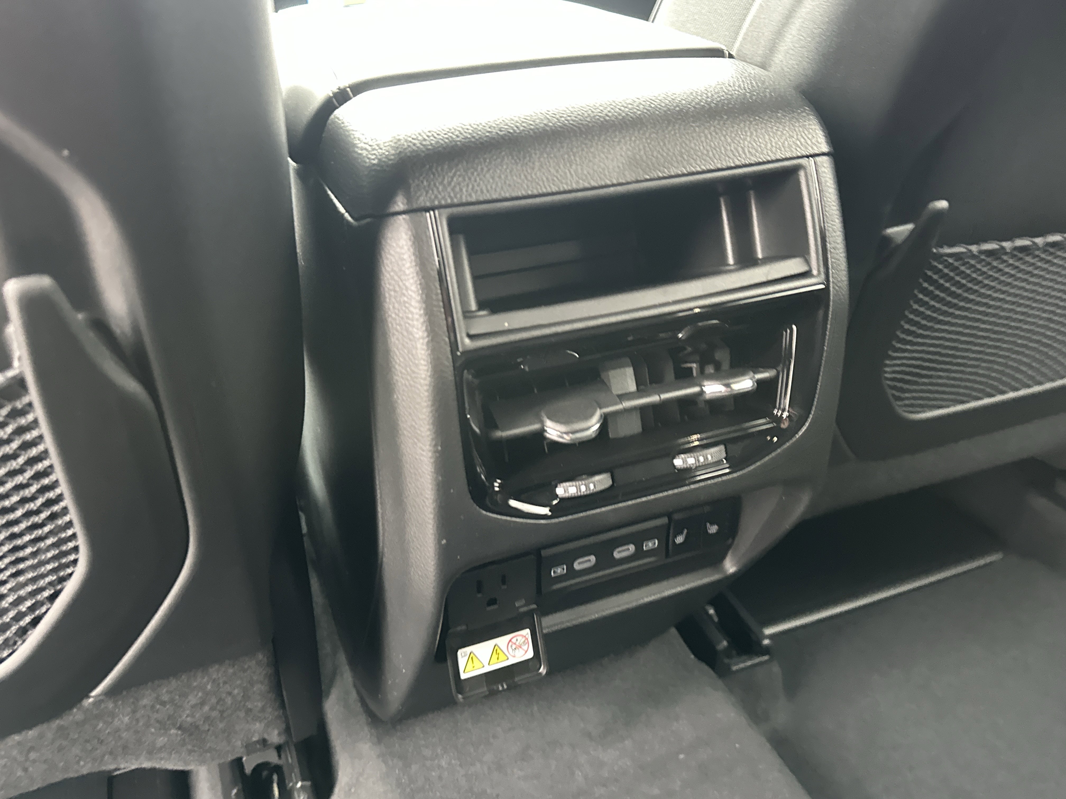 New 2026 Jeep Grand Cherokee Limited Reserve image 33