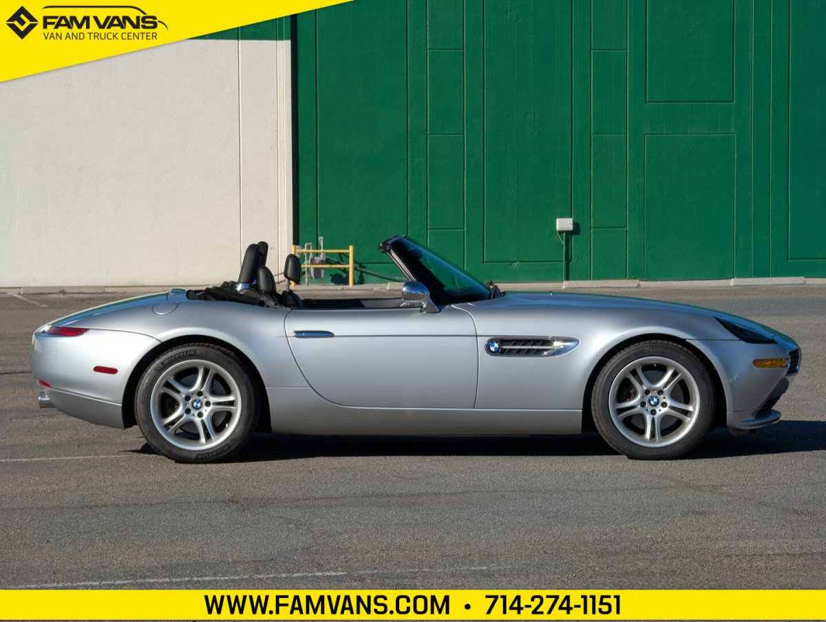 Used 2003 BMW Z8 image 9