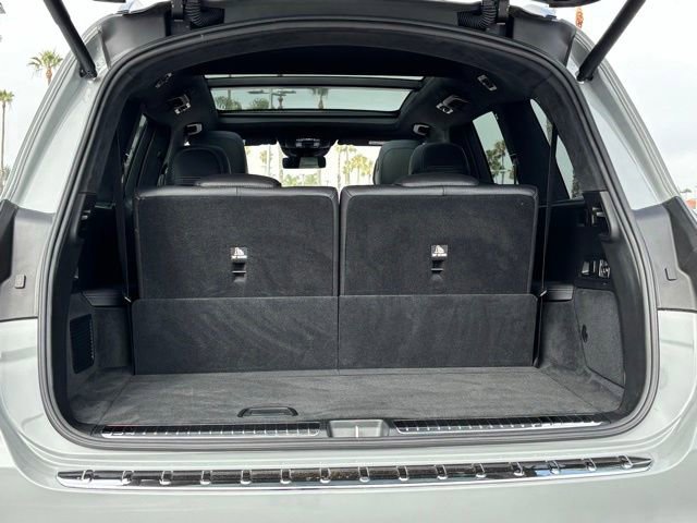 Used 2025 Mercedes-Benz GLS 580 4MATIC image 33