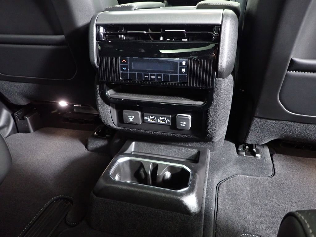 New 2026 Jeep Grand Wagoneer 4WD w/ Quick Order Packge 29V Upland image 45