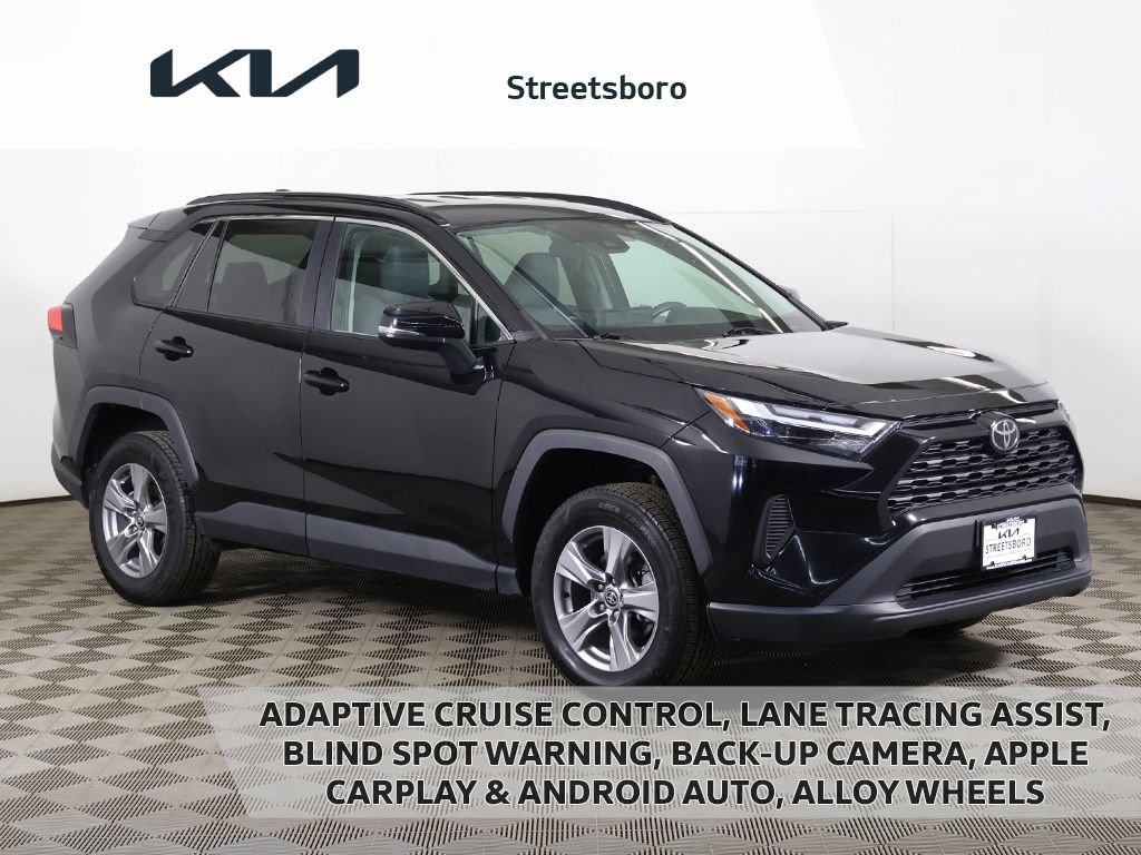 Used 2024 Toyota RAV4 XLE image 1