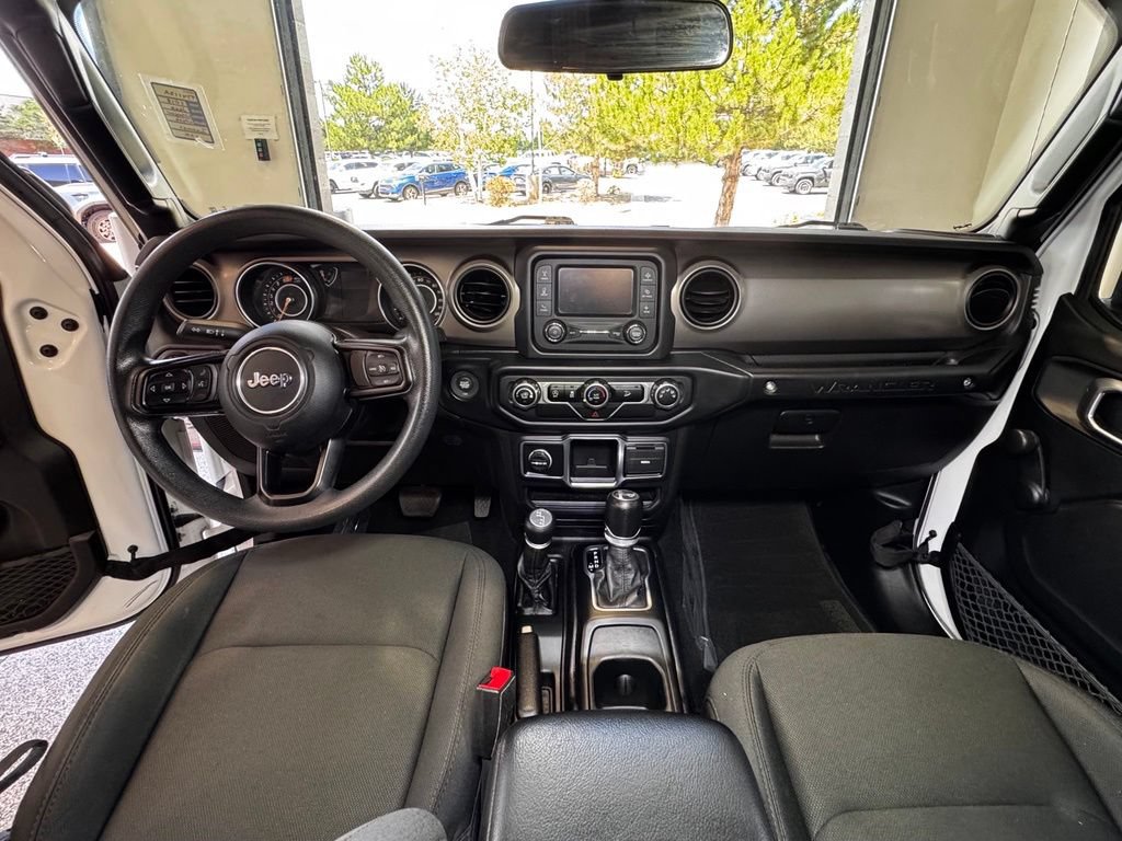 Used 2018 Jeep Wrangler Sport AWD/4WD image 16