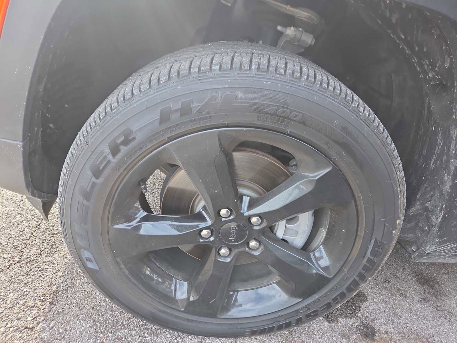 Used 2024 Jeep Grand Cherokee L Altitude image 8