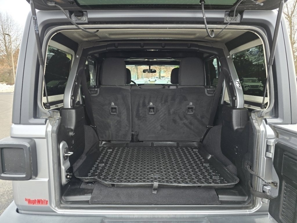 Used 2019 Jeep Wrangler Unlimited Sport image 13