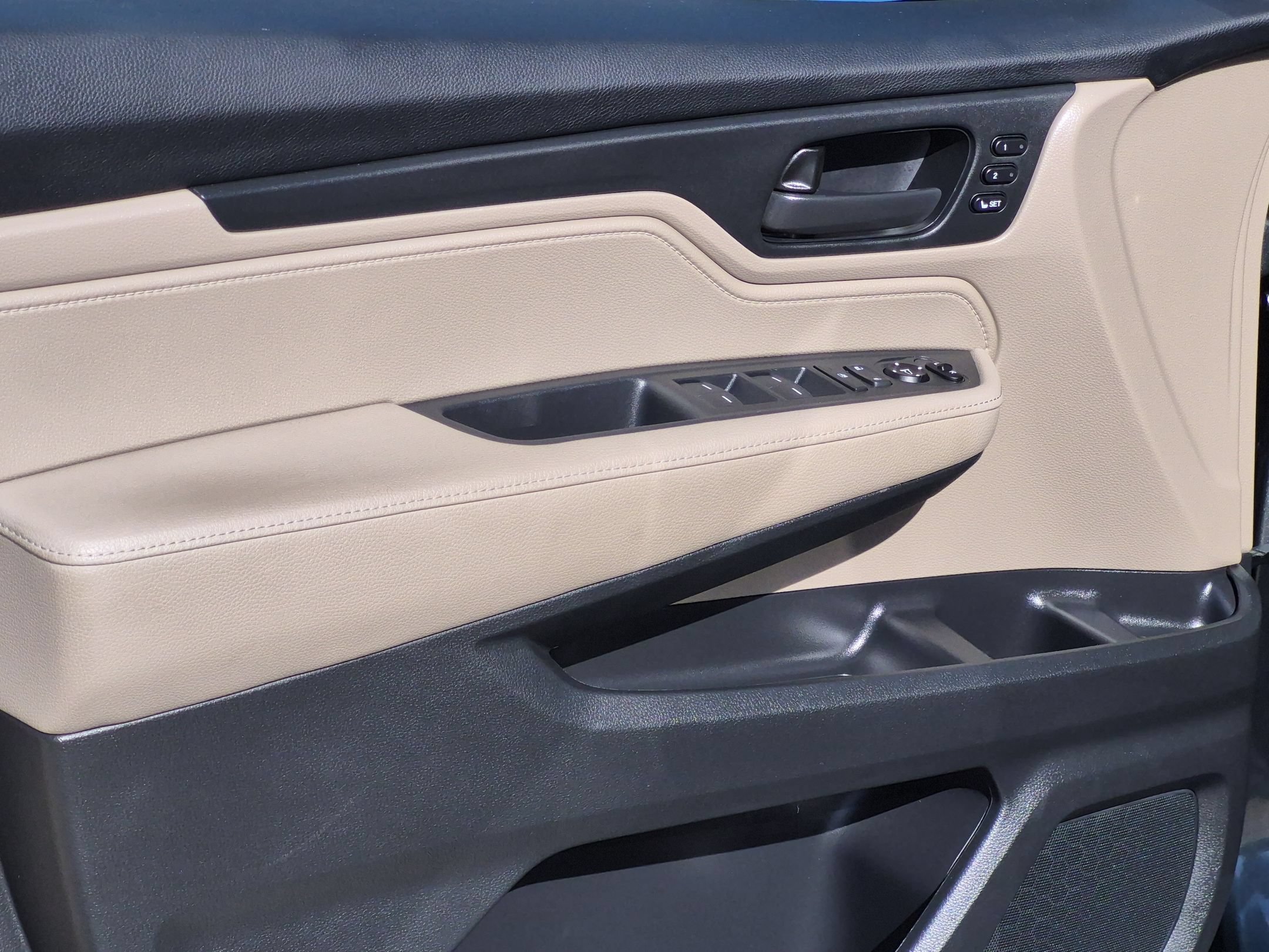 Used 2020 Honda Odyssey EX-L image 12