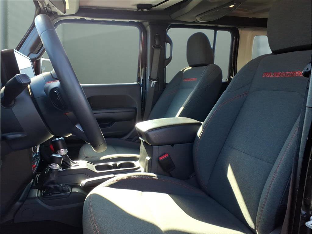 Used 2024 Jeep Wrangler Unlimited Rubicon image 16