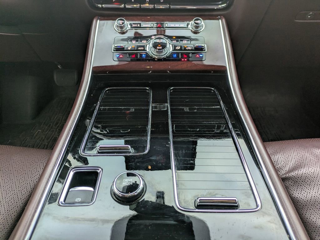 Used 2022 Lincoln Aviator Black Label Grand Touring w/ Class IV Trailer Tow Package image 19