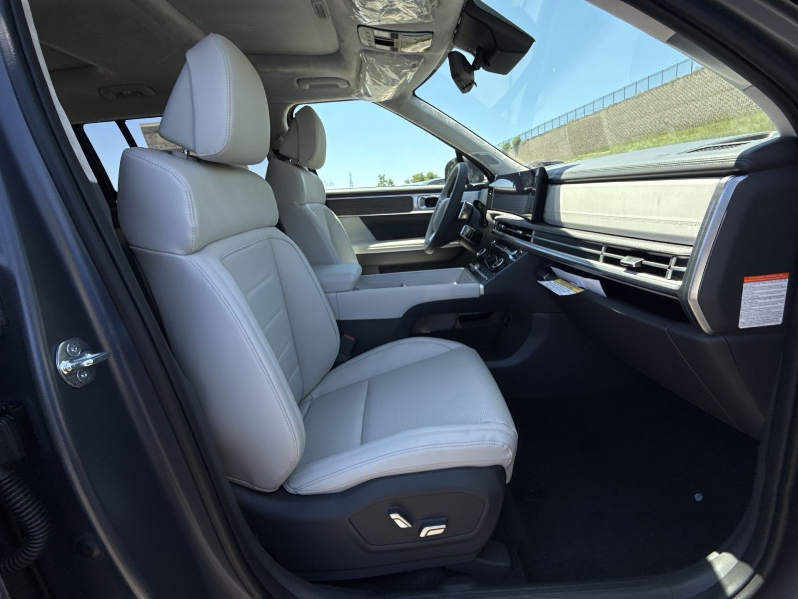 New 2026 Hyundai Santa Fe Calligraphy AWD/4WD image 30