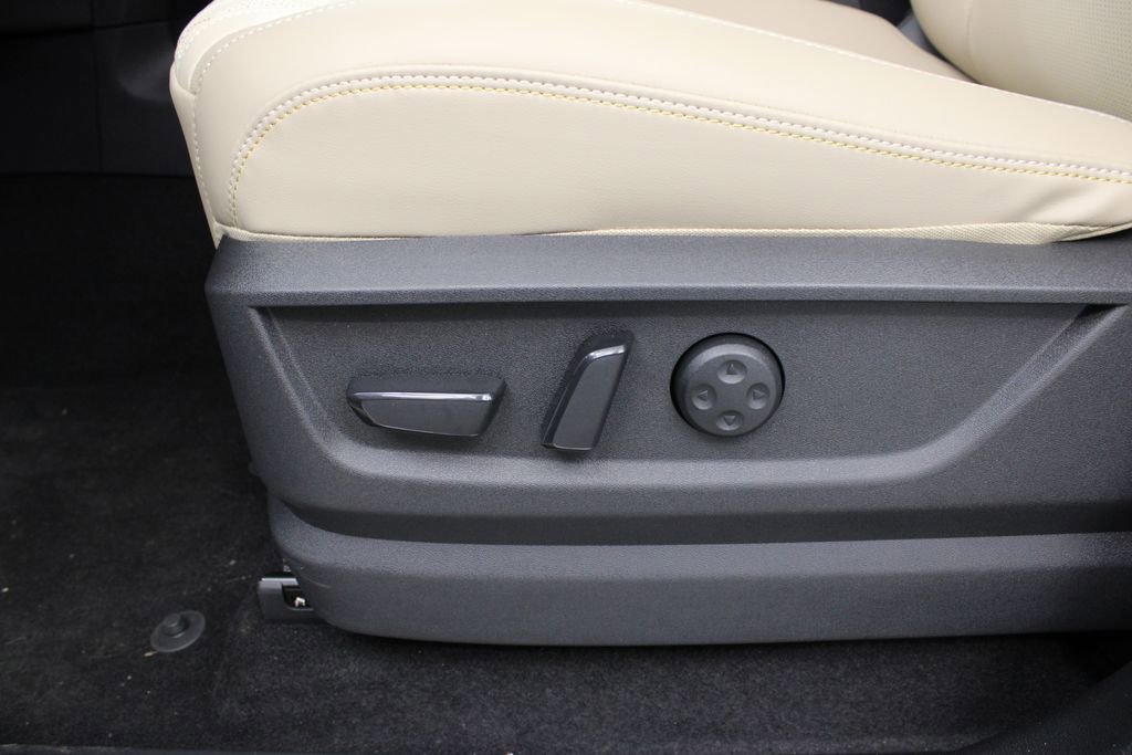 New 2026 Nissan Armada Platinum image 20