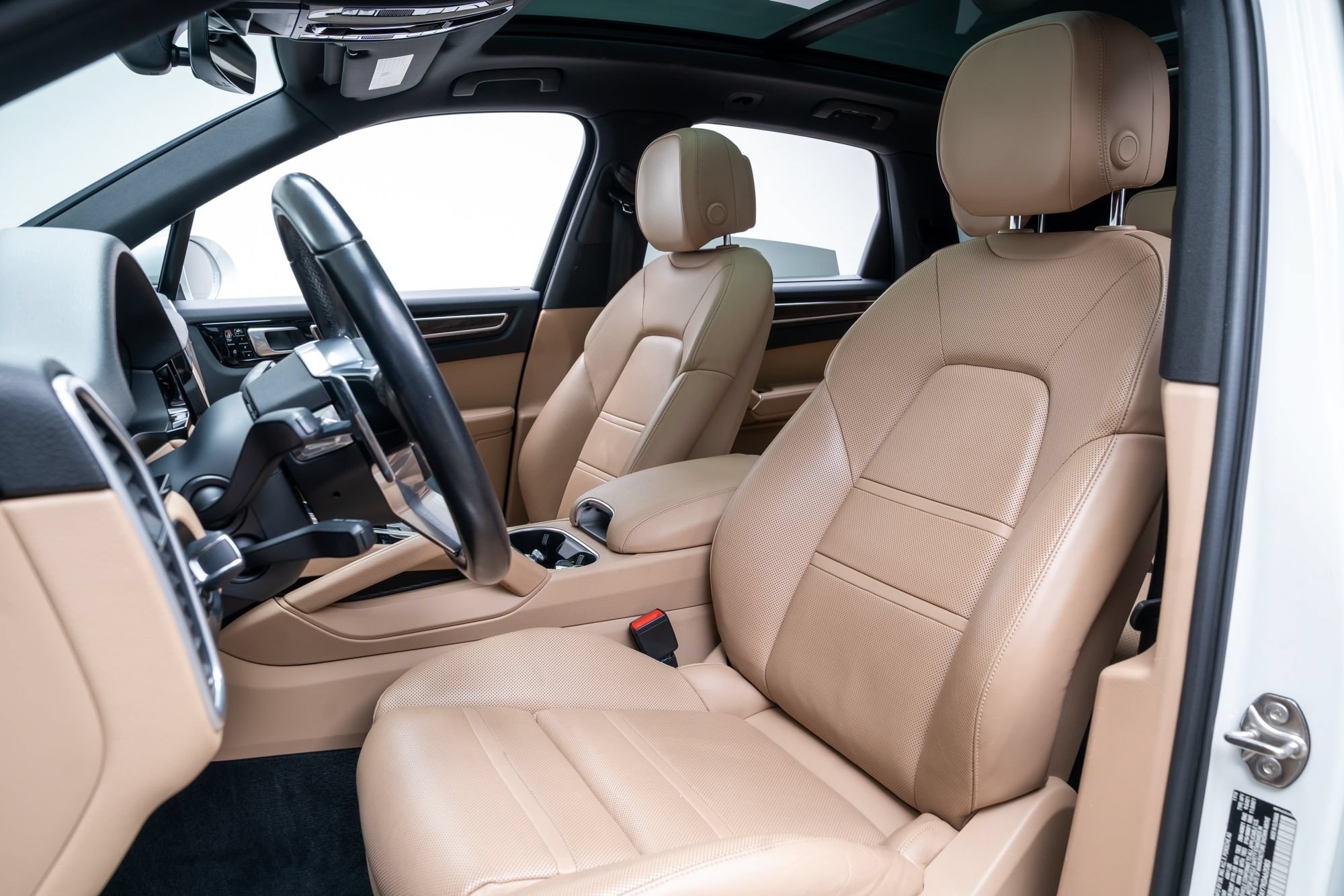 Used 2019 Porsche Cayenne S AWD/4WD image 22