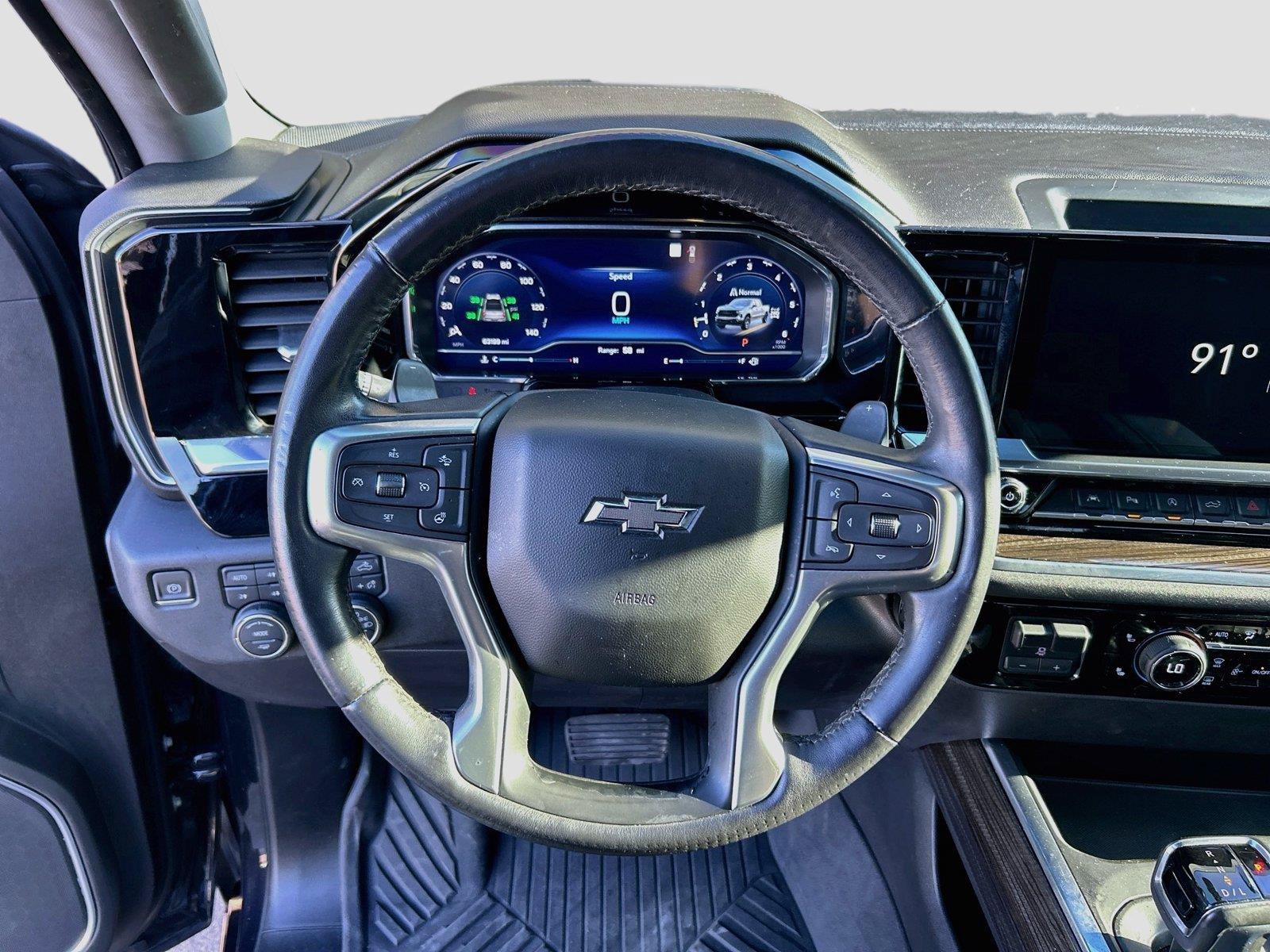 Used 2022 Chevrolet Silverado 1500 LT Trail Boss w/ LT Trail Boss Premium Package AWD/4WD image 39