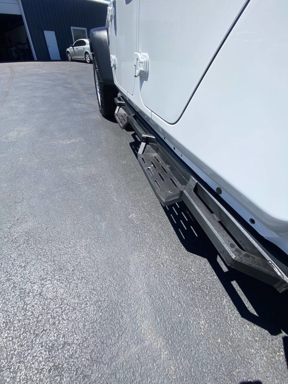 Used 2020 Jeep Gladiator Sport w/ Quick Order Package 24S AWD/4WD image 7