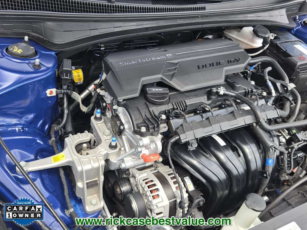 Used 2023 Hyundai Elantra SEL w/ Cargo Package FWD image 17