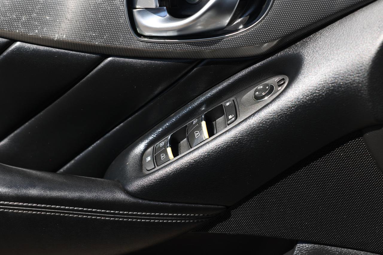 Used 2014 INFINITI Q50 w/ Moonroof Package image 37