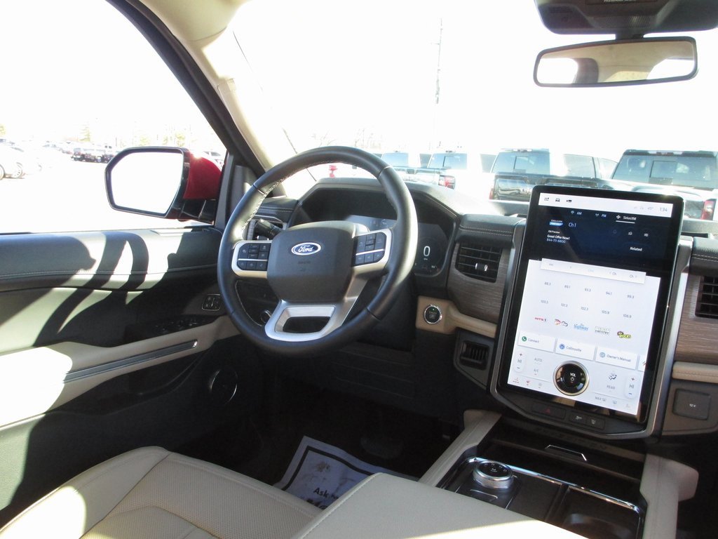 Used 2022 Ford Expedition Max Limited image 28