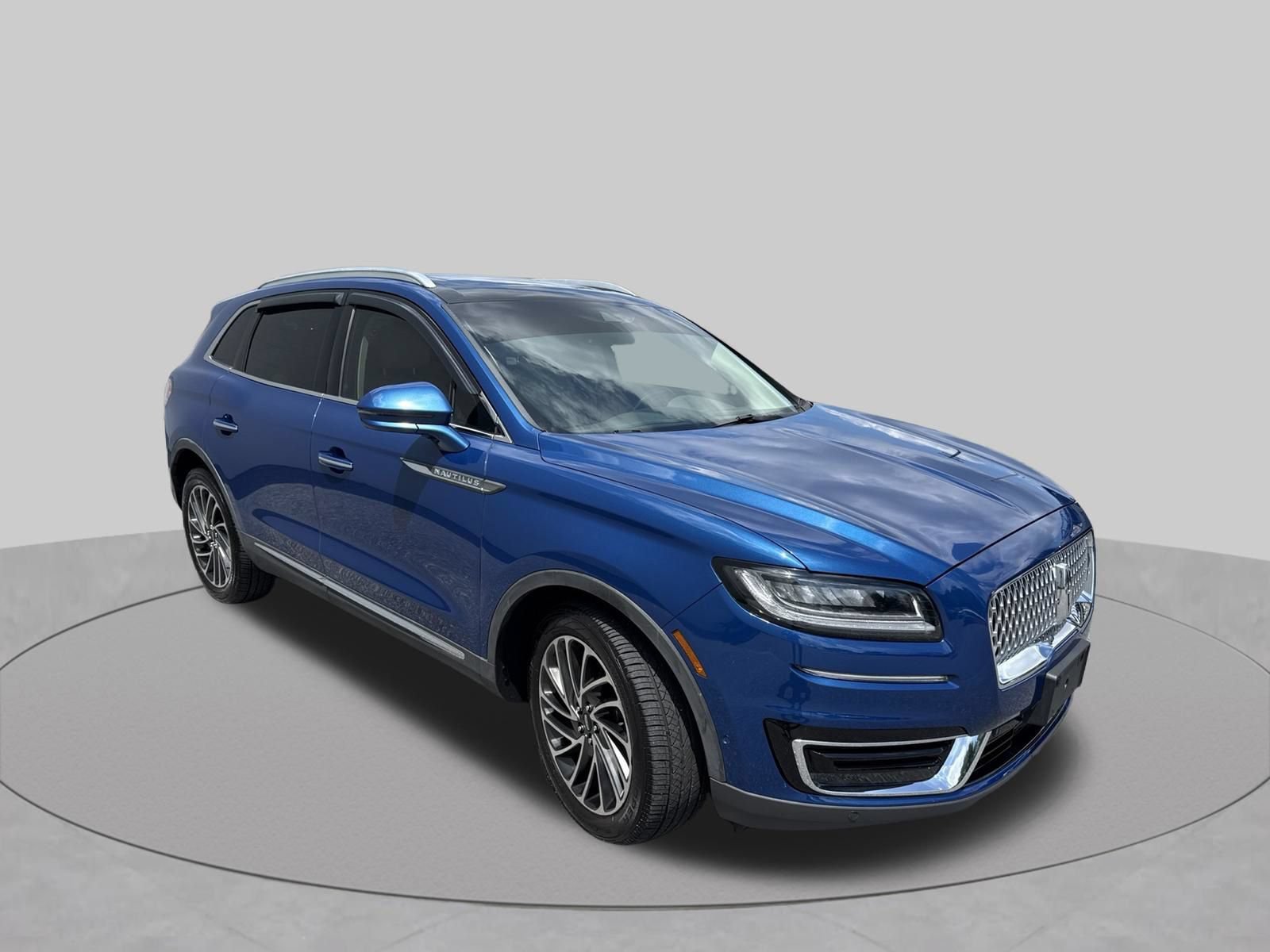 Used 2020 Lincoln Nautilus Reserve w/ Equipment Group 201A AWD/4WD image 3