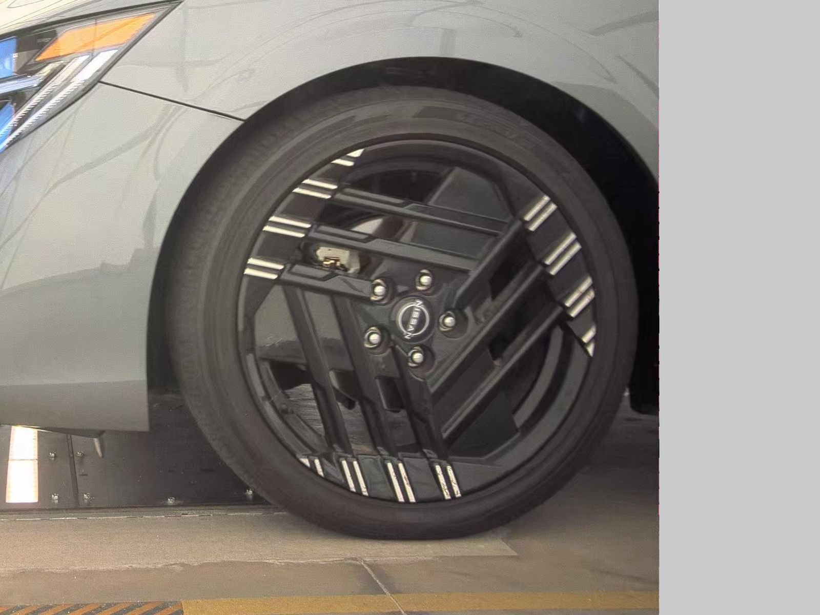 Used 2026 Nissan Sentra SR w/ Floor Mat Package FWD image 24