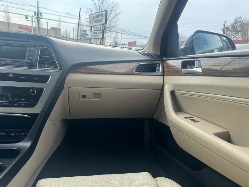 Used 2015 Hyundai Sonata Limited FWD image 11