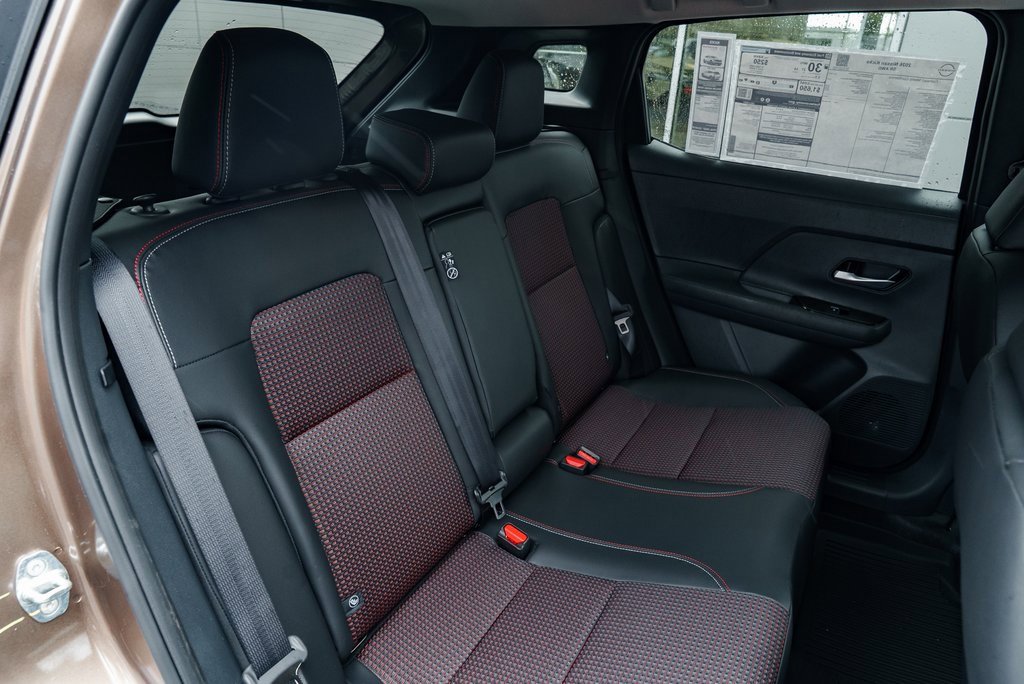 New 2026 Nissan Kicks SR w/ Cold Weather Package image 23