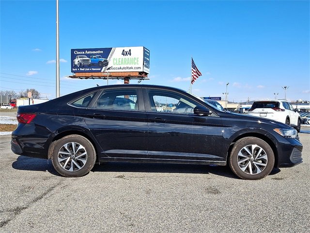 Used 2024 Volkswagen Jetta S image 10