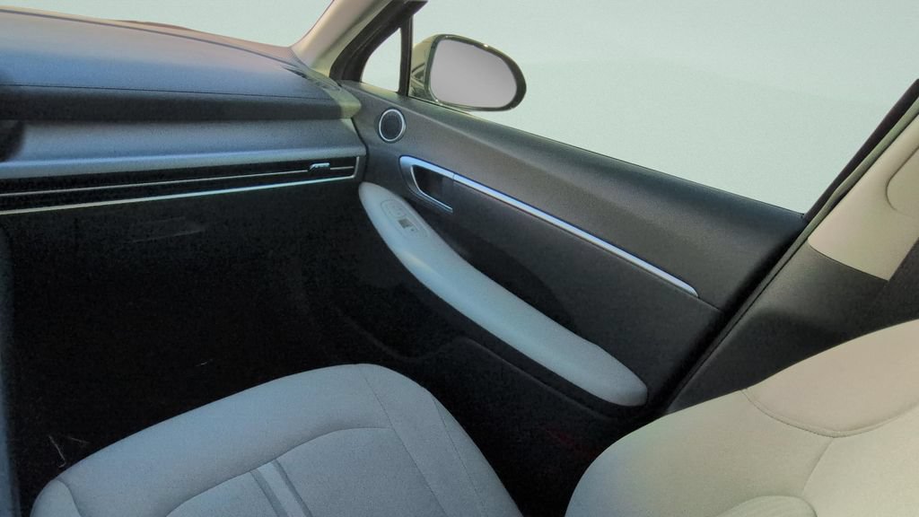 Used 2024 Hyundai Sonata SEL w/ Convenience Package FWD image 12