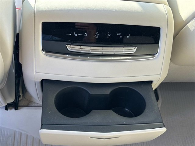 Certified 2025 Cadillac Escalade ESV Premium Luxury Platinum w/ LPO, Radiant Package image 19