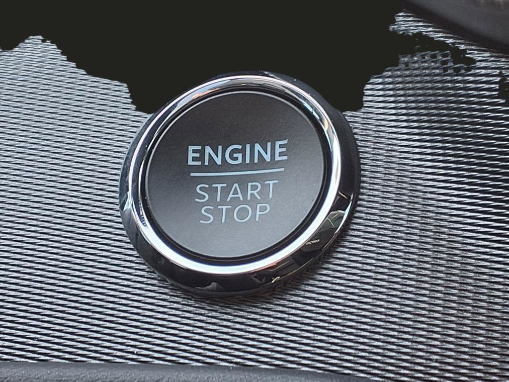 Used 2025 Ford Explorer ST image 14