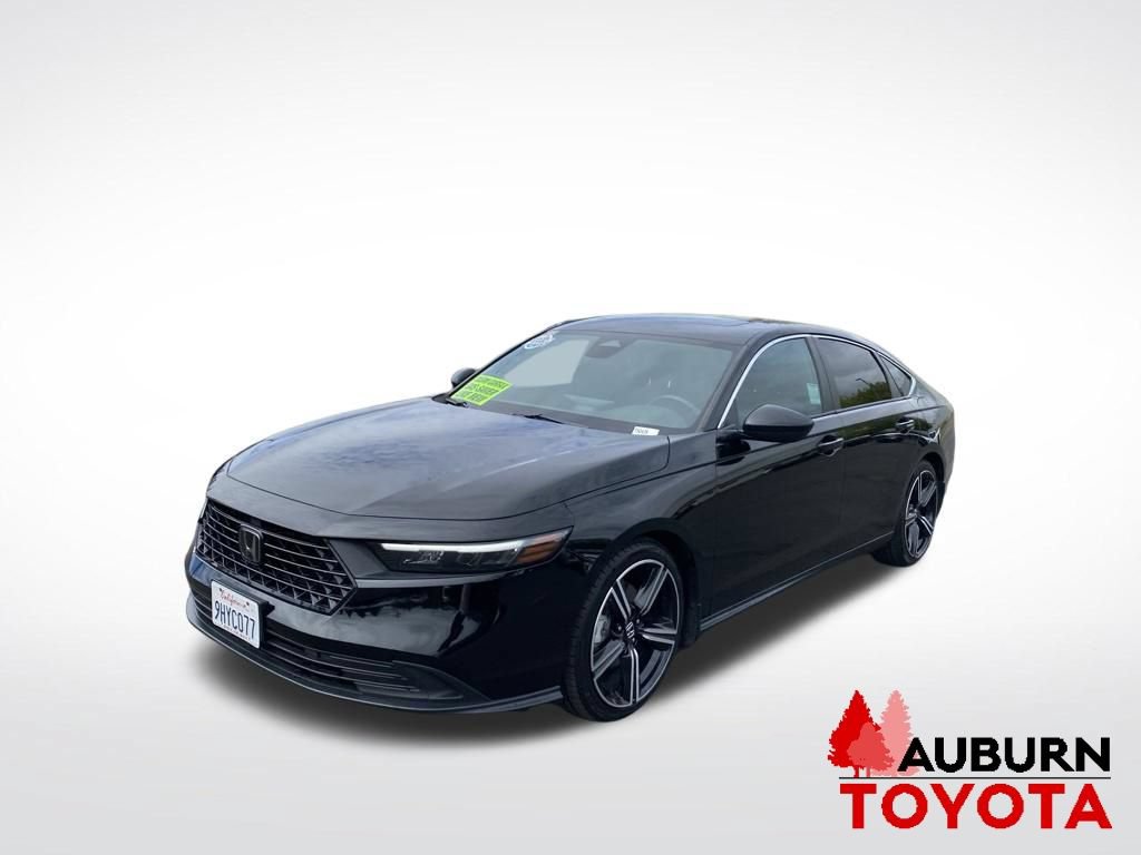 Used 2023 Honda Accord Sport image 3