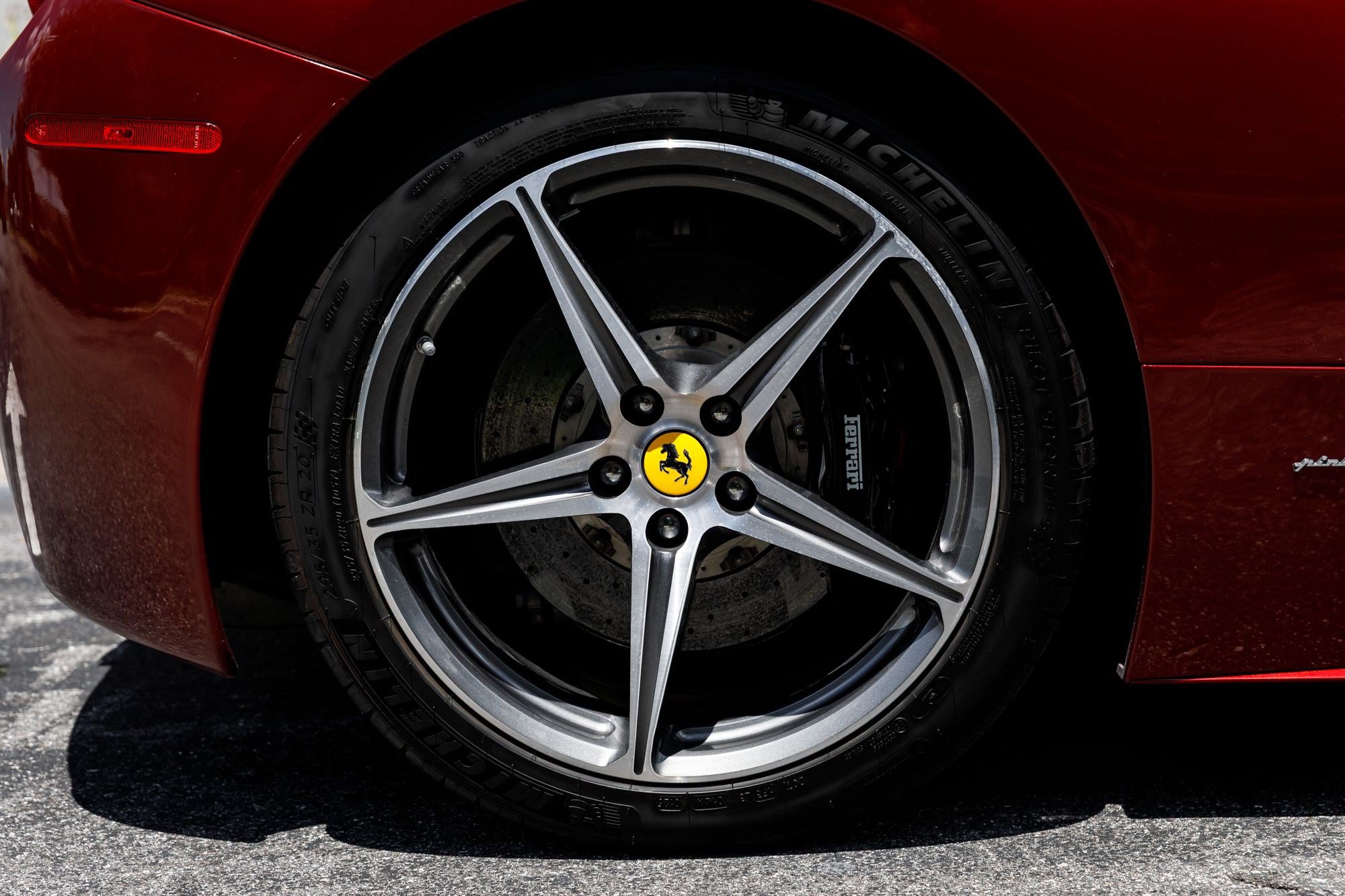 Used 2011 Ferrari 458 Italia Coupe RWD image 33